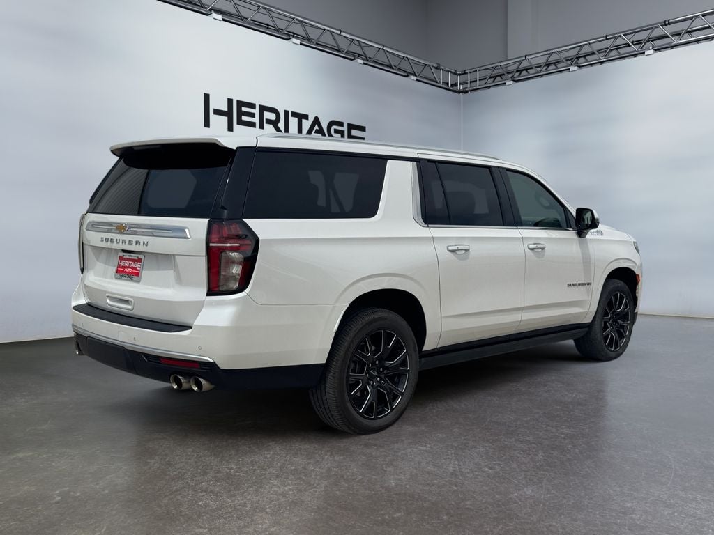 2023 Chevrolet Suburban High Country