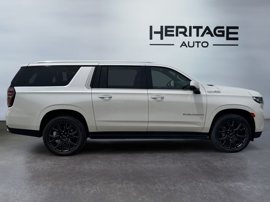 2023 Chevrolet Suburban High Country