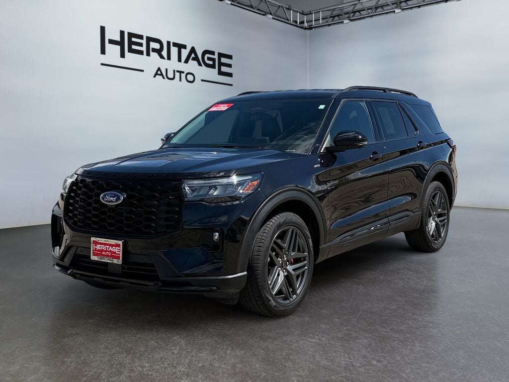 2025 Ford Explorer ST-LINE 4WD (PL535)'s photo