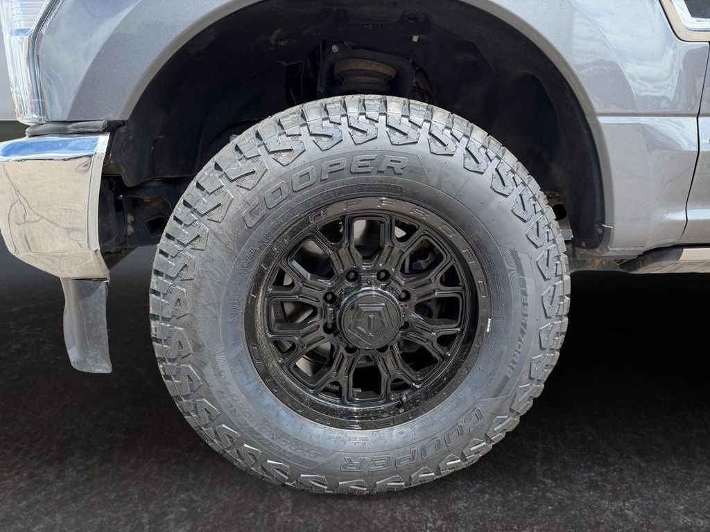 2022 Ford Super Duty F-350 SRW XL