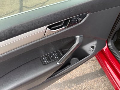 2016 Volkswagen Passat 1.8T S