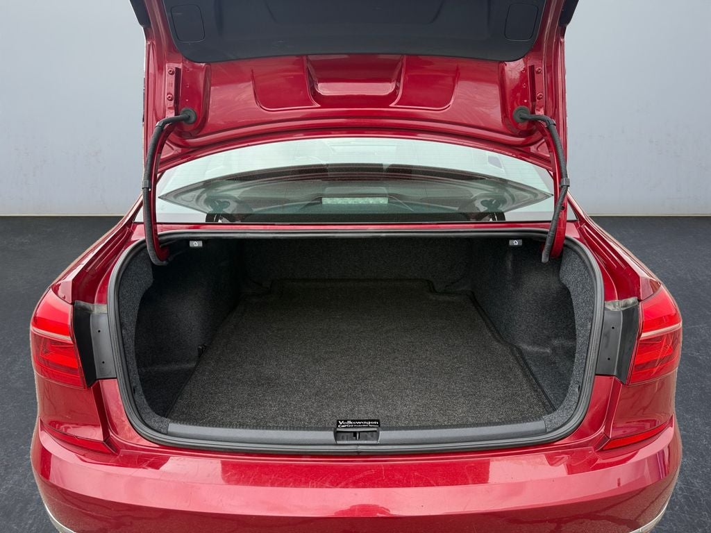 2016 Volkswagen Passat 1.8T S